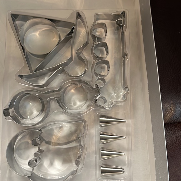 Williams Sonoma Harry Potter cookie Baking kit New - Picture 5 of 9